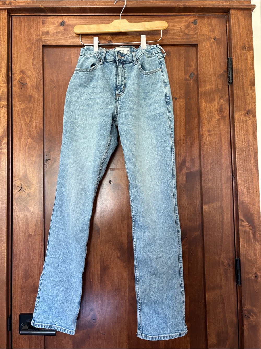 Abercrombie kids size 17/18 long high rise straight jeans